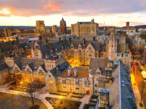 Best Universities for Blockchain 2022: Yale University